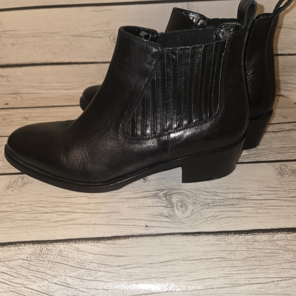 Coach and Four Kisha black Chelsea boots Sz 9.5 - Picture 4 of 7